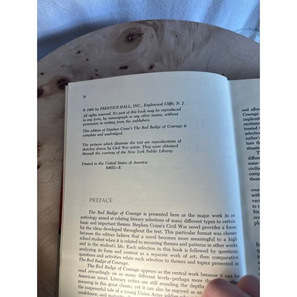 The Red Badge of Courage by Stephen Crane 1966 Hardcover - Picture 5 of 5